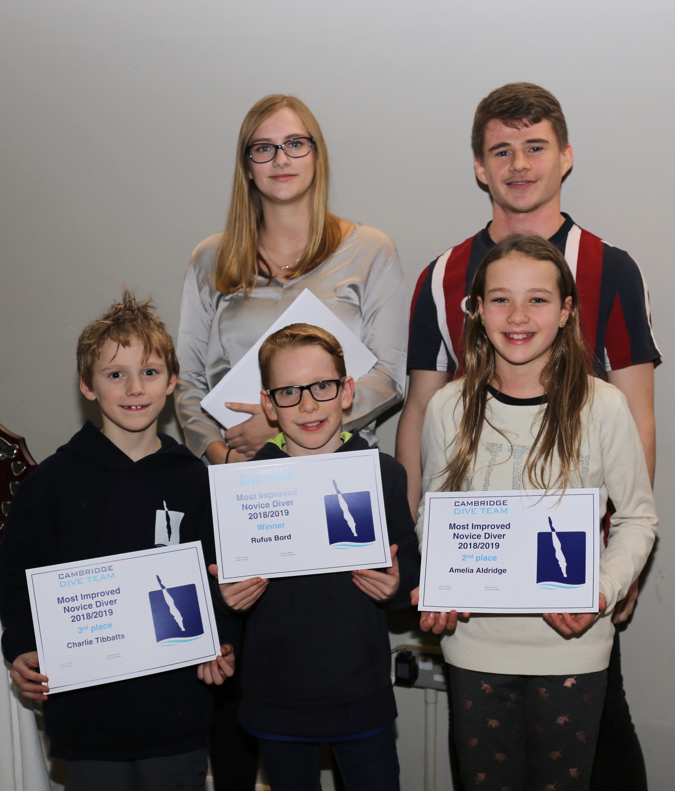 Photo of divers receiving awards